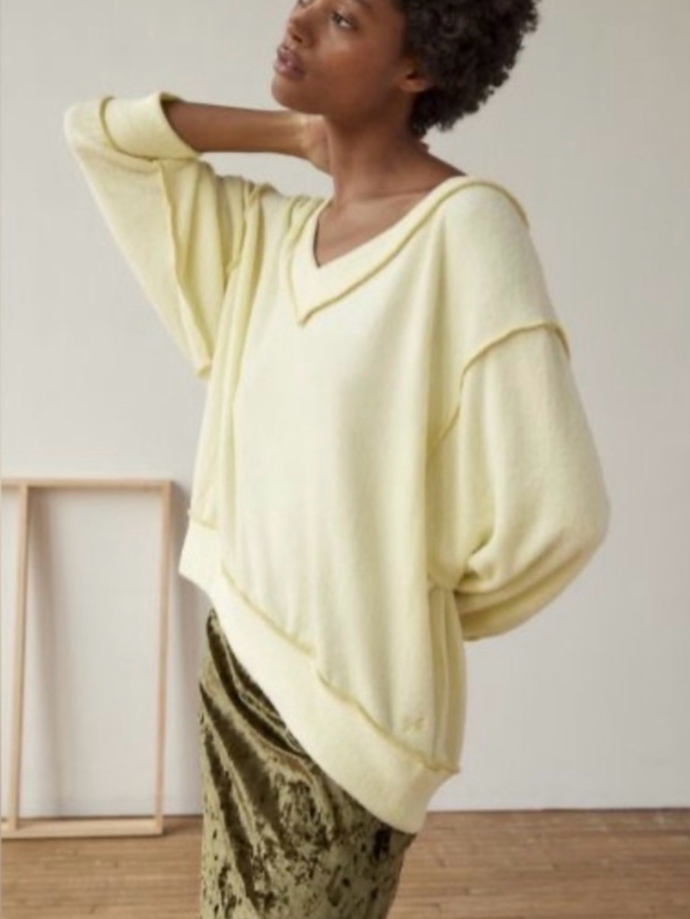 Urban Outfitters Cody V-Neck Oversized Dusty Mauve Pink Sweatshirt S - Picture 9 of 9